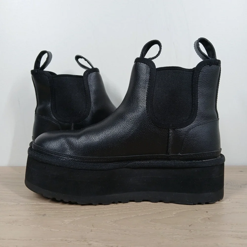 UGG Marin Mega Chelsea Boots Women 7 Black Leather Chunky Platform Lug Sole
